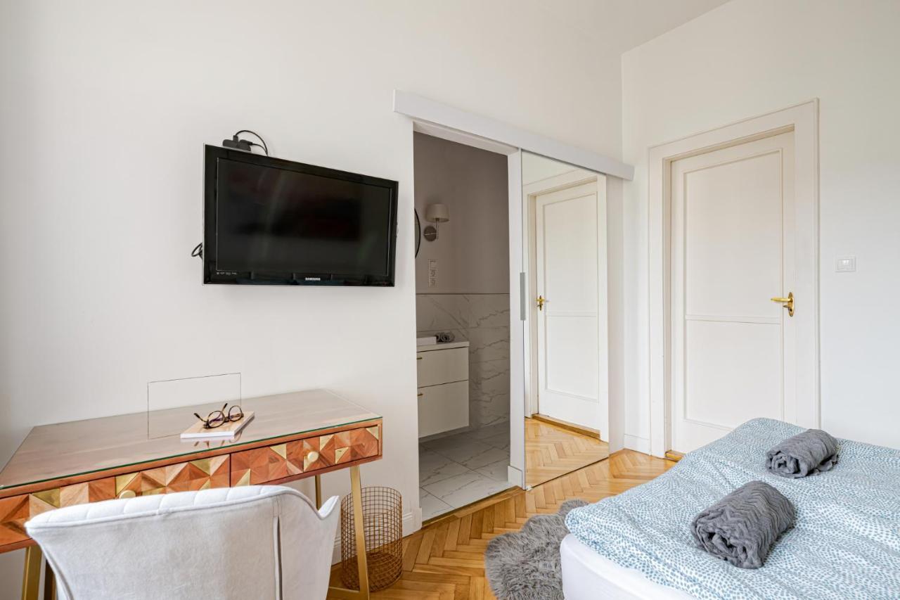 Katie'S Home Parliament Budapest Ngoại thất bức ảnh